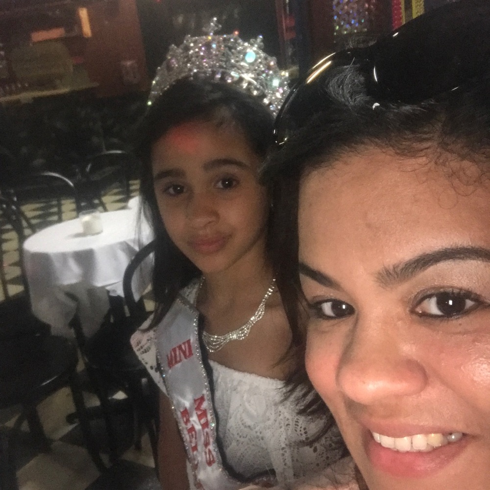 Meet your Posher, Kenyiria